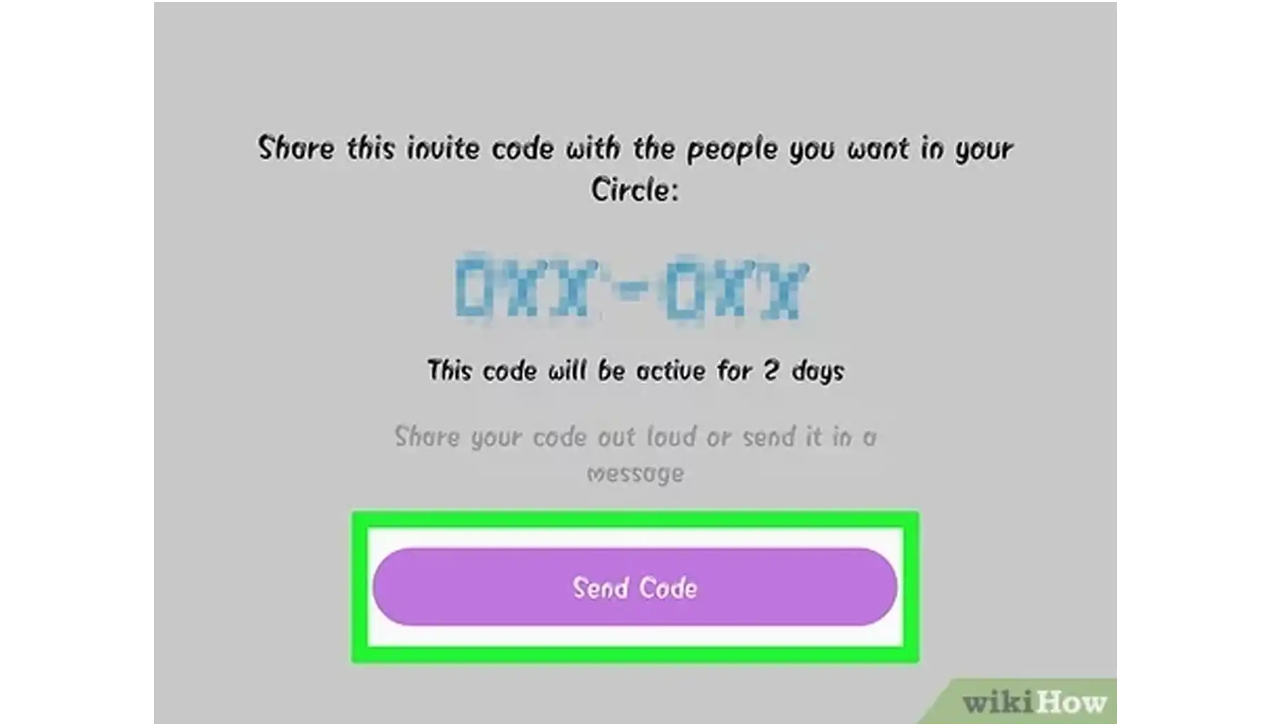 A screenshot from Life360 app with the inviting code and the choice of its sending method